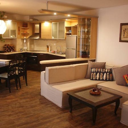 Central Square Apartment พลอฟดิฟ ภายนอก รูปภาพ