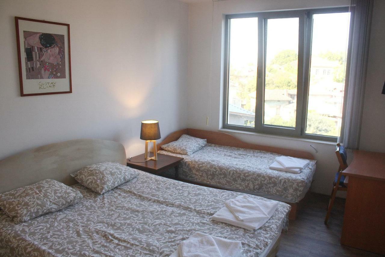 Central Square Apartment พลอฟดิฟ ภายนอก รูปภาพ
